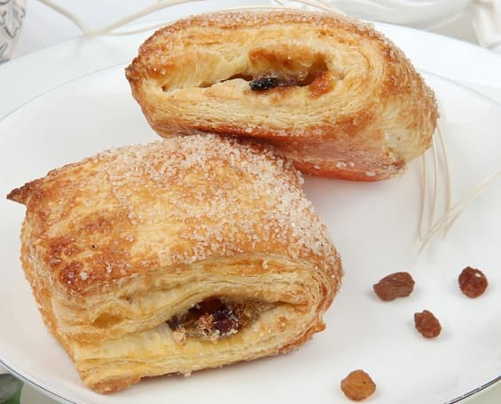 Слойка "Вкусняшки" с яблоком и изюмом /Король Сладостей/ 2,5 кг ПОСТНОЕ